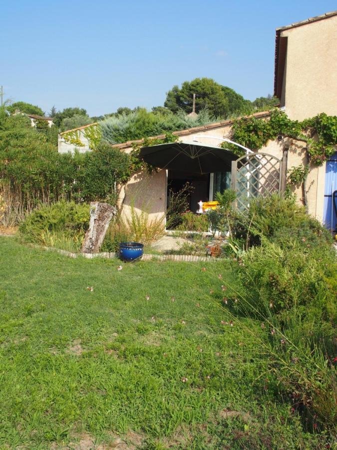 Апартаменты " Le Bosquet Fruite En Provence Occitane Баньоль-сюр-Сез Экстерьер фото
